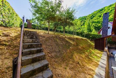 CASA DE VANZARE cu ponton IN COAS,, Intrerauri- COMISION 0% - 36