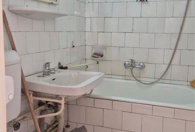 Apartament 3 camere liber la vanzare zona Centrul Civic - 6