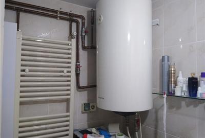 Casă cu 3 camere în Aleșd - 5