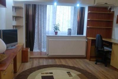 Garsoniera zona Foisorului
