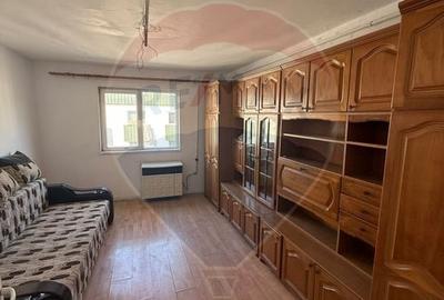 Apartament cu 1 camere decomandat în Ferneziu - 1