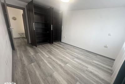 Casă cu 4 camere cu Teren 198 Mp în Central - 1