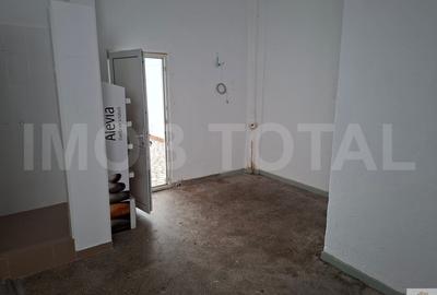 Spațiu Comercial 70 mp | Craiovei - Parter, Vitrină, 2 Intrări - 7