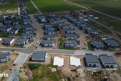 Casă cu 4 camere cu Teren 323 Mp în Vidra - 2