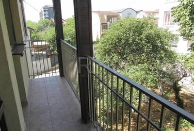 Casă individuală cu 5 camere cu Canalizare în 1 Decembrie 1918 - 10