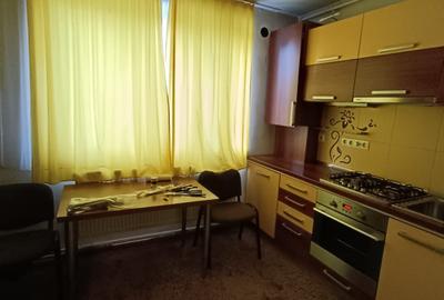 Apartament 2 camere, de vânzare, Gheorgheni, zona Borsec, etaj 4/10, supraf. 50m - 1