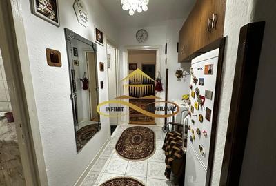 Apartament 2 camere semidecomandat etj1 de vanzare ULTRACENTRAL/ Bacau - 2