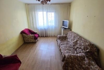 Apartament cu 3 camere decomandat în Dacia - 1
