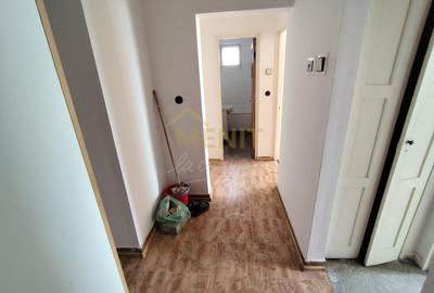 Apartament cu 3 camere decomandat, mobilat în 8 Martie - 16