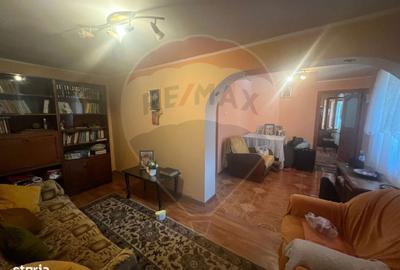 Casă cu 4 camere în Bogza - 8