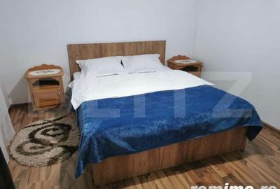 Casă cu 8 camere cu Teren 2200 Mp în Central - 14