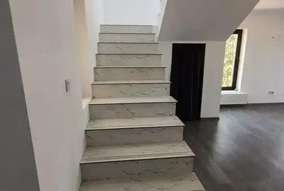 Casă cu 4 camere cu Canalizare în Afumați - 11