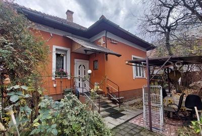 0 % comision, Casa de vanzare cu teren 547 mp, zona Cipariu-Central - 1