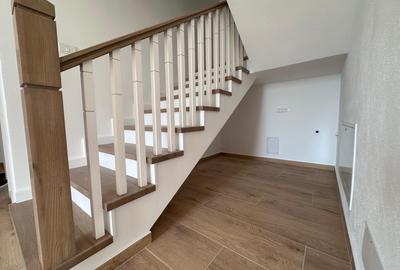 Locuință Impresionantă cu 4 Camere și 3 Băi Jumătate Duplex în Giroc Locuință Impresionantă cu 4 Camere și 3 Băi Jumătate Duplex în Giroc - 3