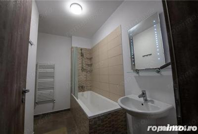 Apartament cu 3 camere decomandat în Soarelui - 2