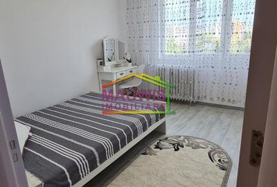 5min metrou Titan Parc IOR liber 2camere Cf.1 decomandat etaj intermed - 2