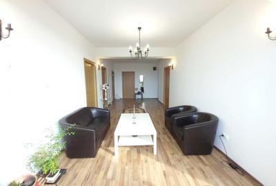 Apartament cu 4 camere semidecomandat în Băneasa - 2