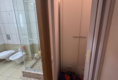 Apartament cu 3 camere în Central - 3