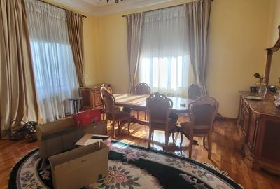 Vila boiereasca, superba, strada, linistita, nelipita de vreun alt imobil Vila boiereasca, superba, strada, linistita, nelipita de vreun alt imobil - 14