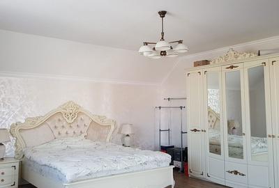 Casă cu 4 camere cu Canalizare în Central - 12