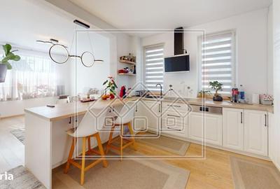 Casă cu 4 camere cu Teren 128 Mp în Central