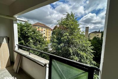 Apartament cu 3 camere decomandat în Săsar - 11