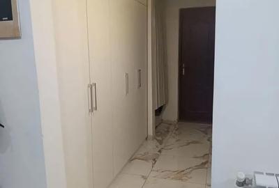 Apartament cu 3 camere decomandat în Central - 2