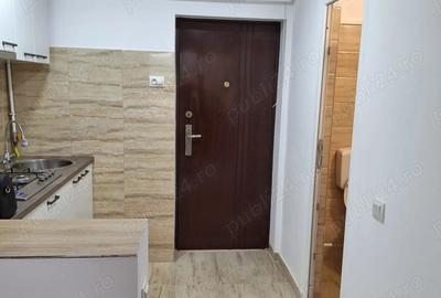 Garsoniera de Vanzare