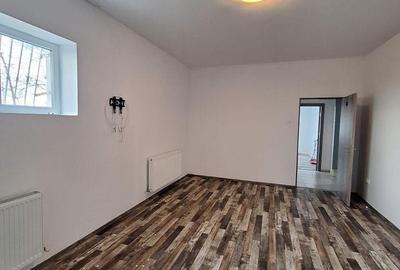 Casă cu 4 camere în Postăvari - 3