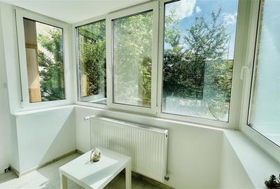 Apartament cu 2 camere decomandat, mobilat în Tractorul - 5