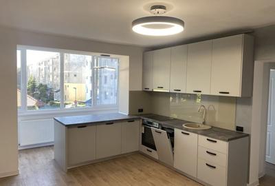 Apartament 3 camere renovat Tractorul / 13 decembrie Apartament 3 camere renovat Tractorul / 13 decembrie - 1