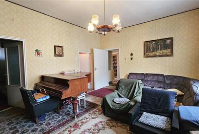 Casă cu 3 camere cu Canalizare în Aeroport