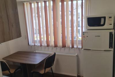 Apartament cu 2 camere decomandat în Central - 4