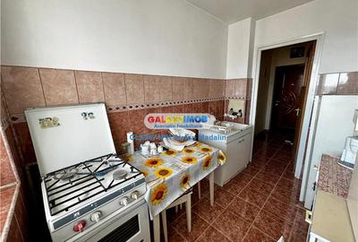 Apartament cu 2 camere semidecomandat, mobilat în Vest - 4