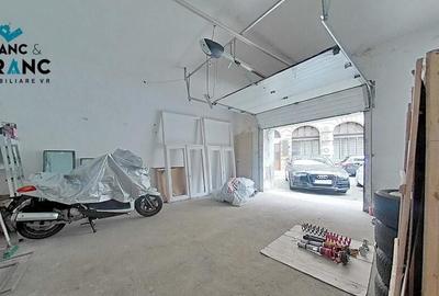 Apartament unic cu 2 camere in Palatul Neumann - 2