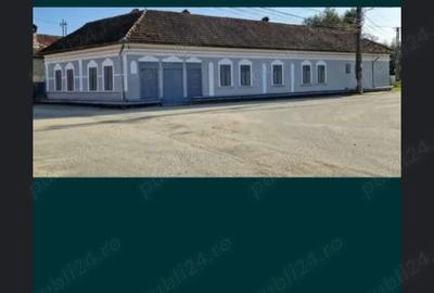 Casă cu 4 camere în Central - 4