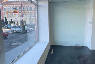 Spațiu comercial, de 60 mp, în Central - 3