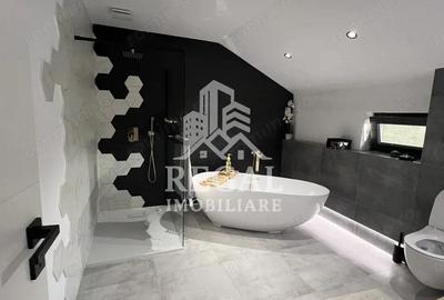 Casa moderna tip duplex, ideala pentru 2 familii in loc. Strei - 8