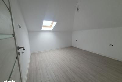 Casă cu 4 camere cu Teren 250 Mp în Bucovăț - 10