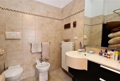 Penthouse cu 3 camere decomandat, mobilat în Girocului - 18