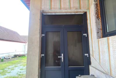 Casă cu 4 camere în Central - 3