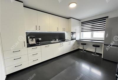 Casa cu 4 camere 2 bai si teren de 266 mp zona Arhitectilor - 8
