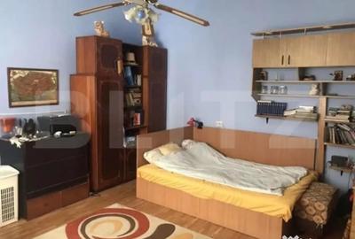 Casă cu 3 camere cu Teren 60 Mp în Central - 2