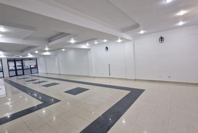Spatiu comercial. 163mp, Calea Bucuresti - 2