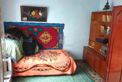 Casă cu 6 camere cu Teren 272 Mp în Central - 12