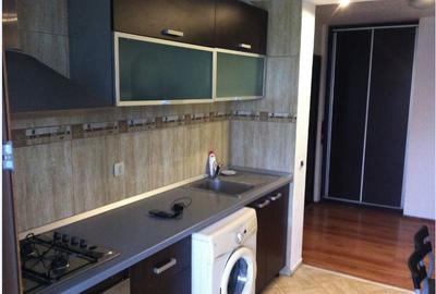 Proprietar, inchiriez apartament 3 camere mobilat lux doar pentru 3 fete student - 2