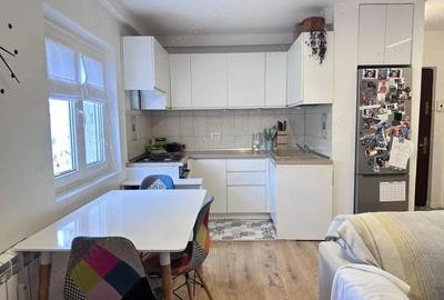 Apartament cu 3 camere semidecomandat, mobilat în Aviației - 2