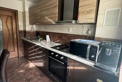 Apartament decomandat 2 camere, de inchiriat, Calea Vitan - 10