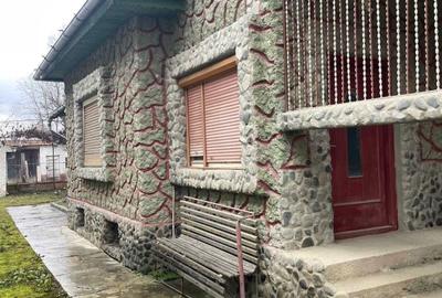 Casă cu 4 camere în Central - 5