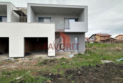 Duplex cu 4 camere cu Canalizare în Săcălaz - 2